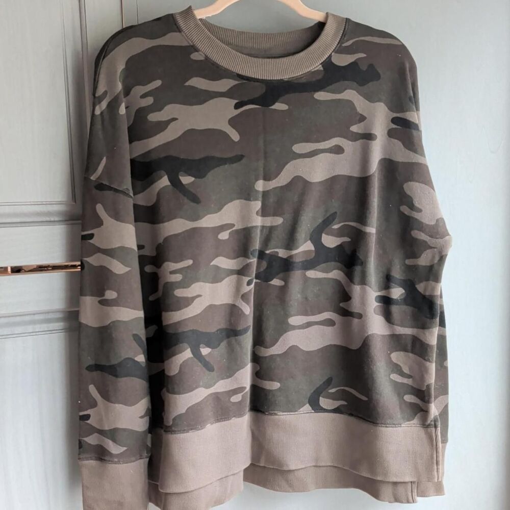 Time-and-tru Women's Khaki and Green Sweatshirt